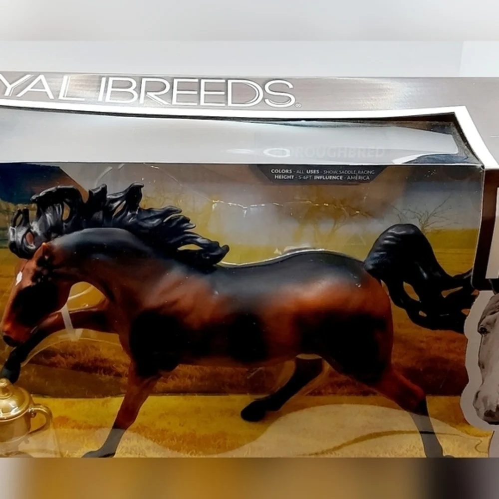 Lanard Royal Breeds Thoroughbred Horse Figure Triple Crown Trophy Set NIB
